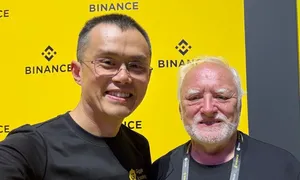 Nhà sáng lập Binance CZ lần đầu xuất hiện sau khi ra tù Nhà sáng lập Binance CZ lần đầu xuất hiện sau khi ra tù