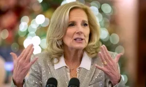 Bà Jill Biden nghỉ dạy ở trường đại học Bà Jill Biden nghỉ dạy ở trường đại học