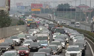 Hà Nội phân luồng giao thông nhằm giảm ùn tắc cuối năm Hà Nội phân luồng giao thông nhằm giảm ùn tắc cuối năm