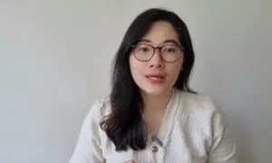 'Đừng ôm đồm' nói thế nào trong tiếng Anh? 'Đừng ôm đồm' nói thế nào trong tiếng Anh?