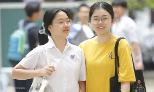 Hơn 5.700 học sinh tranh suất lớp 10 chuyên Sư phạm