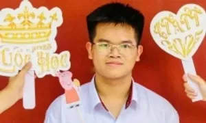 Chàng trai vượt qua 150.000 thí sinh với điểm Toán tuyệt đối Chàng trai vượt qua 150.000 thí sinh với điểm Toán tuyệt đối