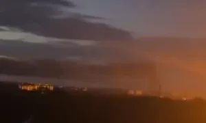 Sân bay trọng yếu Ukraine nghi trúng tên lửa mang đầu đạn chùm Sân bay trọng yếu Ukraine nghi trúng tên lửa mang đầu đạn chùm