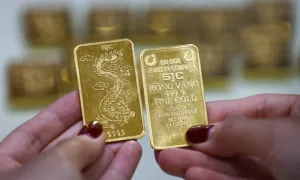 Giá vàng miếng trong nước xuống dưới 124 triệu đồng Giá vàng miếng trong nước xuống dưới 124 triệu đồng
