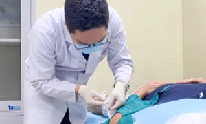 Tiêm huyết tương giàu tiểu cầu điều trị chấn thương thể thao Tiêm huyết tương giàu tiểu cầu điều trị chấn thương thể thao