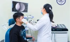 Rửa mũi bằng nước muối sinh lý có khỏi viêm xoang? Rửa mũi bằng nước muối sinh lý có khỏi viêm xoang?