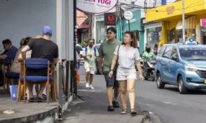 Khách đến Bali được yêu cầu mang hộ chiếu mọi lúc