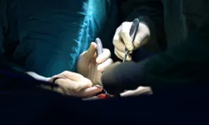 Trả lại gương mặt cho cô gái 15 năm sống với u khủng