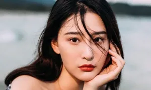 Diễn viên bị bạn trai bỏ vì đóng cảnh hôn
