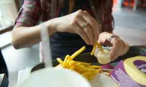 Vì sao nhà hàng ở Pháp nói 'không' với tương cà? Vì sao nhà hàng ở Pháp nói 'không' với tương cà?