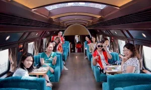 Lưu ý khi du lịch bằng tàu hỏa hai tầng 'Hà Nội 5 cửa ô' Lưu ý khi du lịch bằng tàu hỏa hai tầng 'Hà Nội 5 cửa ô'