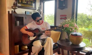 Khách bất ngờ khi trải nghiệm trên tàu hỏa 'Hà Nội 5 cửa ô' Khách bất ngờ khi trải nghiệm trên tàu hỏa 'Hà Nội 5 cửa ô'