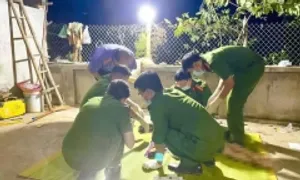 Thi thể bé gái trong bao tải được phát hiện sau 5 tiếng tìm kiếm Thi thể bé gái trong bao tải được phát hiện sau 5 tiếng tìm kiếm