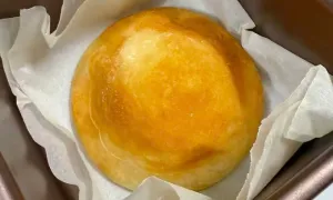 Bánh dẻo nướng, ép dẹt gây sốt mùa Trung thu Bánh dẻo nướng, ép dẹt gây sốt mùa Trung thu