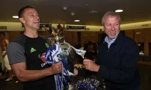 Terry: 'Thật ghê tởm sau những gì Abramovich phải chịu' Terry: 'Thật ghê tởm sau những gì Abramovich phải chịu'
