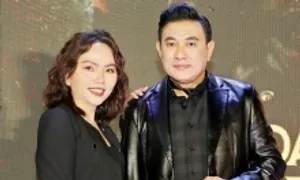 Hoàng Phúc: 'Tôi biết ơn vợ' Hoàng Phúc: 'Tôi biết ơn vợ'